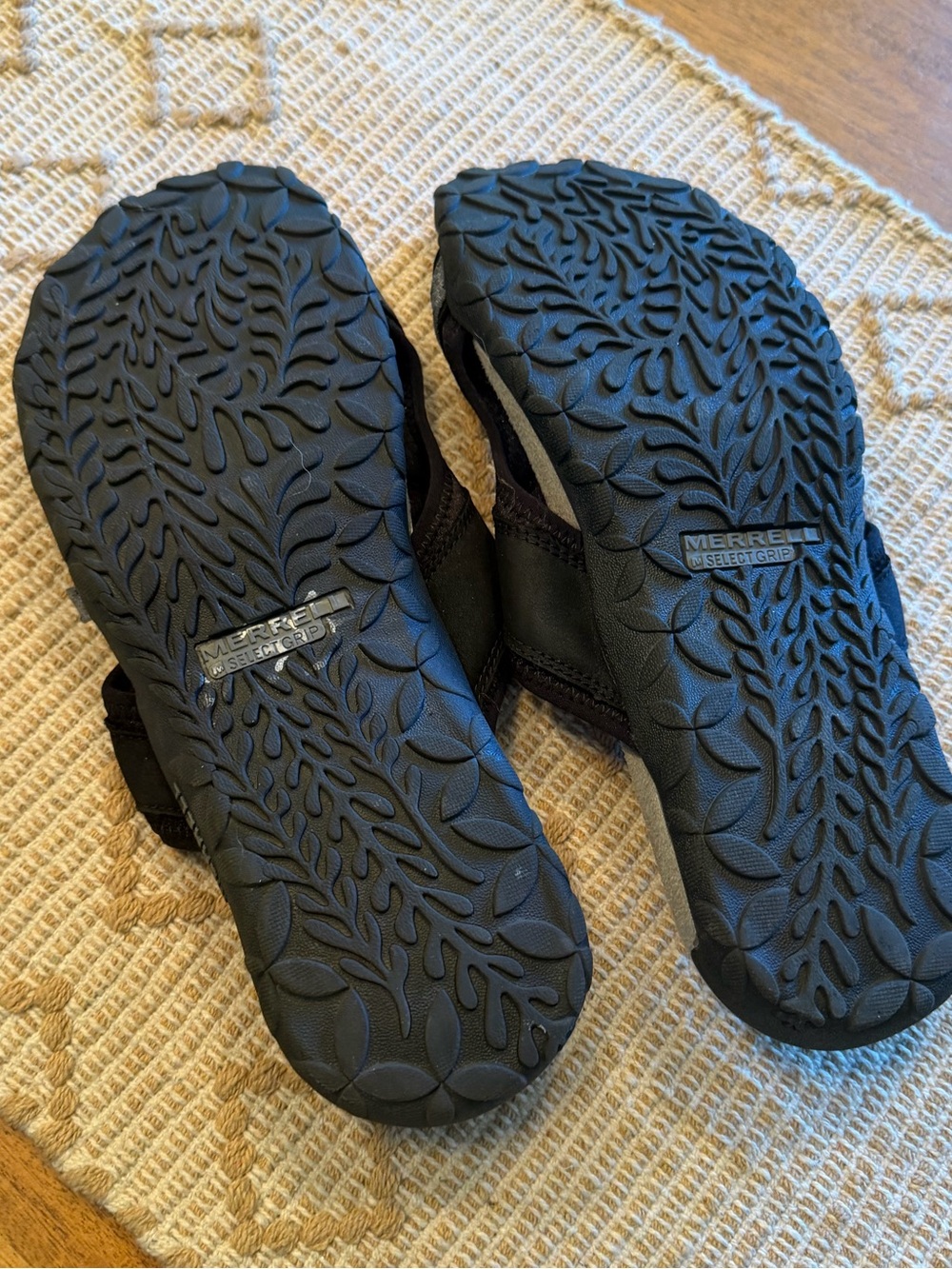 Merrell Black and Gray Terran Post II black sandals - Picture 6 of 7